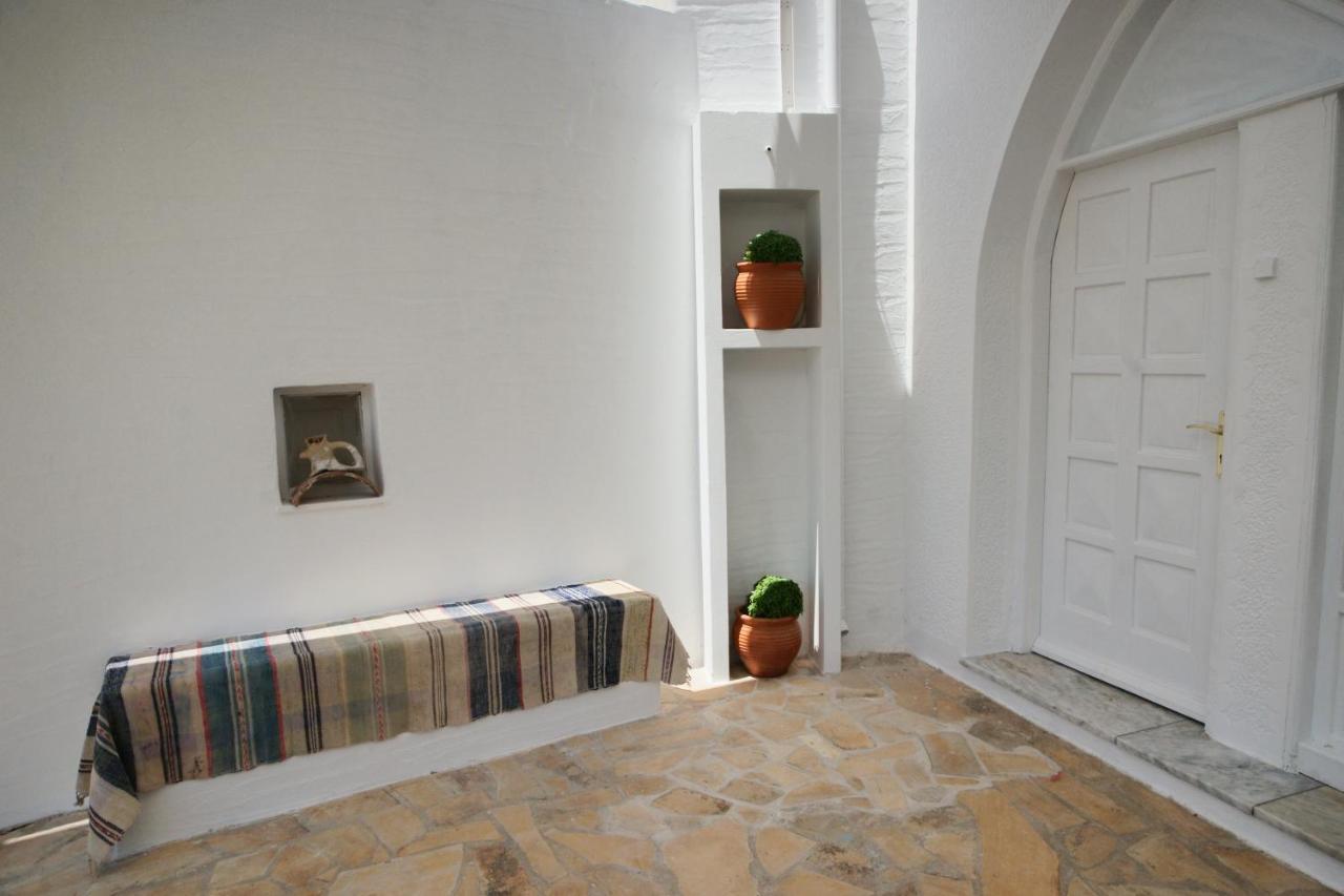 Afrodite Luxury Rooms Telendos Exterior photo