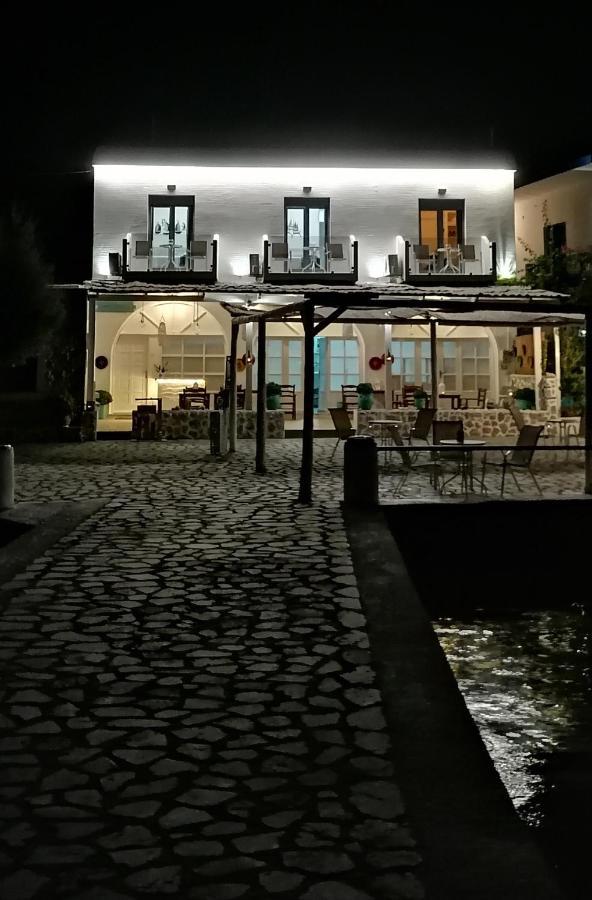 Afrodite Luxury Rooms Telendos Exterior photo